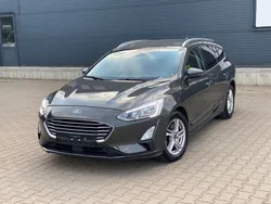 Grau Gebraucht 2019 Ford Focus Cool & Connect Limousine | 9.950 € (Fairer Preis)