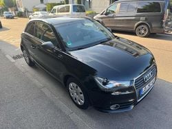 Schwarz Gebraucht 2014 Audi A1 Attraction Kleinwagen | 10.800 € (Fairer Preis)