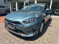 Andere Gebraucht 2024 Kia Ceed Vision Limousine | 24.490 € (Superpreis)