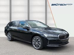 Ebony schwarz metallic Gebraucht 2024 Skoda Superb LAURIN & KLEMENT Kombi | 39.980 € (Guter Preis)