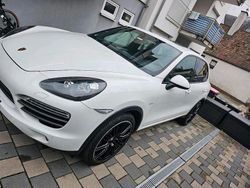 Weiß Gebraucht 2013 Porsche Cayenne S SUV | 27.500 €