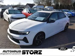 Lack weiss banquise/typ aussen Gebraucht 2024 Opel Astra Limousine | 25.900 € (Fairer Preis)