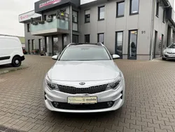 Silber Gebraucht 2017 Kia Optima Kombi | 19.990 € (Teuer)