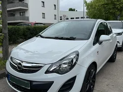 Weiß Gebraucht 2014 Opel Corsa Kleinwagen | 5.999 € (Etwas zu teuer)