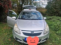 Grau Gebraucht 2010 Opel Corsa Kleinwagen | 3.580 €