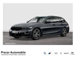 Grau Gebraucht 2022 BMW 320 M Sport Kombi | 33.800 € (Guter Preis)