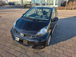 Schwarz Gebraucht 2009 Toyota Aygo Kleinwagen | 2.950 € (Fairer Preis)