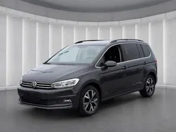 Grau Gebraucht 2020 VW Touran Highline Van / Kleinbus | 23.449 € (Guter Preis)