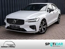 Crystal white Gebraucht 2021 Volvo S60 R-Design Limousine | 33.550 € (Fairer Preis)