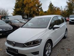 Weiß Gebraucht 2014 VW Golf VII Limousine | 10.590 € (Guter Preis)