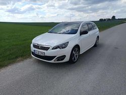 Weiß Gebraucht 2017 Peugeot 308 Kombi | 11.500 € (Teuer)