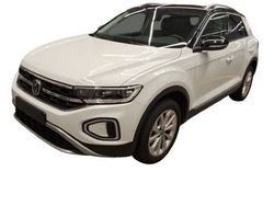 Pure white schwarz Gebraucht 2024 VW T-Roc Style SUV | 27.490 € (Fairer Preis)