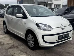 Weiß Gebraucht 2016 VW up! Beats Kleinwagen | 2.900 € (Superpreis)