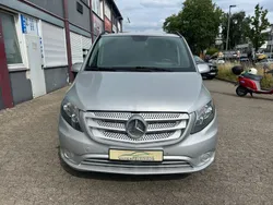 Silber Gebraucht 2017 Mercedes Vito Van / Kleinbus | 23.500 € (Teuer)