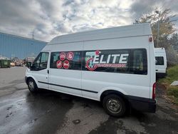Weiß Gebraucht 2009 Ford Transit Van / Kleinbus | 6.990 €