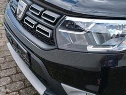Schwarz Gebraucht 2018 Dacia Sandero Stepway Limousine | 7.490 € (Fairer Preis)