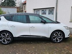 Weiß Gebraucht 2019 Renault Scénic IV Bose Edition Van / Kleinbus | 17.500 € (Fairer Preis)