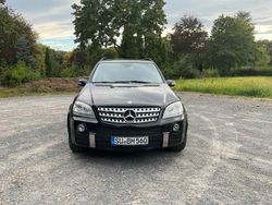 Schwarz Gebraucht 2007 Mercedes ML500 AMG SUV | 14.150 €