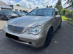 Beige Gebraucht 2003 Mercedes C320 Limousine | 4.980 € (Teuer)