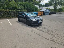 Schwarz Gebraucht 2014 Ford Focus Trend Kombi | 2.500 € (Superpreis)