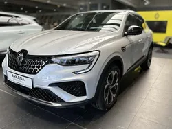 Weiß Neu 2024 Renault Arkana Techno SUV | 32.190 € (Fairer Preis)