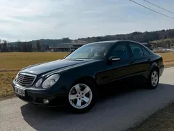 Schwarz Gebraucht 2002 Mercedes E240 Classic Kombi | 5.500 € (Fairer Preis)
