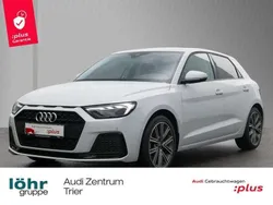 Gletscherweiß metallic Gebraucht 2023 Audi A1 Sportback Advanced Plus Kleinwagen | 25.480 € (Guter Preis)