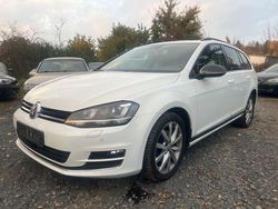 Weiß Gebraucht 2014 VW Golf VII Highline Kombi | 9.500 € (Guter Preis)