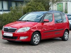 Rot Gebraucht 2010 Skoda Roomster Plus Edition Van / Kleinbus | 2.999 € (Etwas zu teuer)