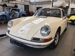 Weiß Gebraucht 1968 Porsche 911 Coupé | 76.000 €