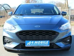 Blau metallic Gebraucht 2019 Ford Focus ST-Line Limousine | 20.500 € (Fairer Preis)