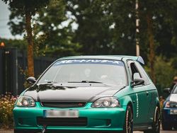 Grün Gebraucht 1999 Honda Civic Kleinwagen | 2.100 € (Guter Preis)