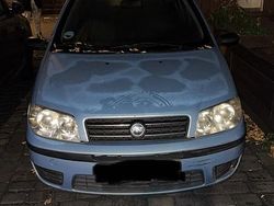 Blau Gebraucht 2004 Fiat Punto Kleinwagen | 400 € (Guter Preis)