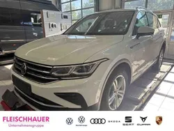 Weiss Gebraucht 2021 VW Tiguan Elegance SUV | 32.440 € (Fairer Preis)
