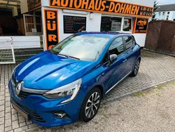 Blau Gebraucht 2021 Renault Clio V Business Limousine | 12.380 € (Fairer Preis)