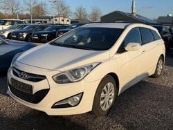Weiß Gebraucht 2012 Hyundai i40 Comfort Kombi | 4.390 € (Fairer Preis)