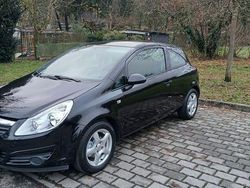 Schwarz Gebraucht 2010 Opel Corsa Kleinwagen | 2.500 € (Fairer Preis)