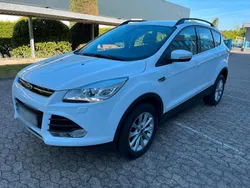 Weiß Gebraucht 2015 Ford Kuga SUV | 9.450 € (Fairer Preis)