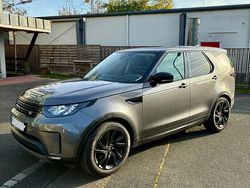 Grau Gebraucht 2018 Land Rover Discovery 5 SE SUV | 44.000 € (Etwas zu teuer)