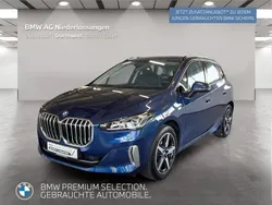 Blau Gebraucht 2024 BMW 218 Active Tourer Luxury Line Van / Kleinbus | 29.599 € (Superpreis)