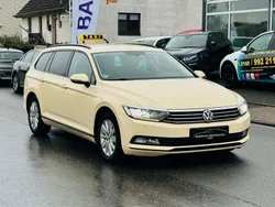 Beige Gebraucht 2017 VW Passat Kombi | 8.990 € (Fairer Preis)