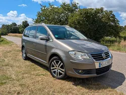 Grau Gebraucht 2007 VW Touran Trendline Van / Kleinbus | 1.800 € (Superpreis)