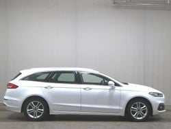 Weiss Gebraucht 2019 Ford Mondeo Titanium Kombi | 14.880 € (Guter Preis)