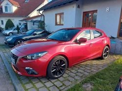 Rot Gebraucht 2016 Mazda 3 Limousine | 15.500 € (Etwas zu teuer)