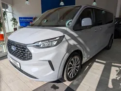 Grau Neu 2025 Ford Tourneo Custom Van / Kleinbus | 63.189 € (Teuer)