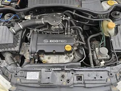 Schwarz Gebraucht 2003 Opel Corsa Kleinwagen | 1.500 € (Fairer Preis)