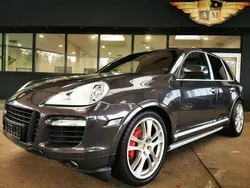 Grau Gebraucht 2009 Porsche Cayenne Turbo S SUV | 29.950 €