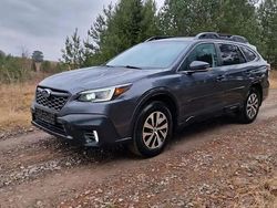 Grau Gebraucht 2022 Subaru Outback SUV | 20.000 €