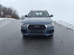 Blau Gebraucht 2017 Audi Q3 Basis SUV | 16.950 € (Guter Preis)
