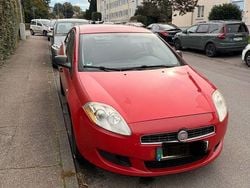 Rot Gebraucht 2009 Fiat Bravo Active Kleinwagen | 1.600 € (Guter Preis)